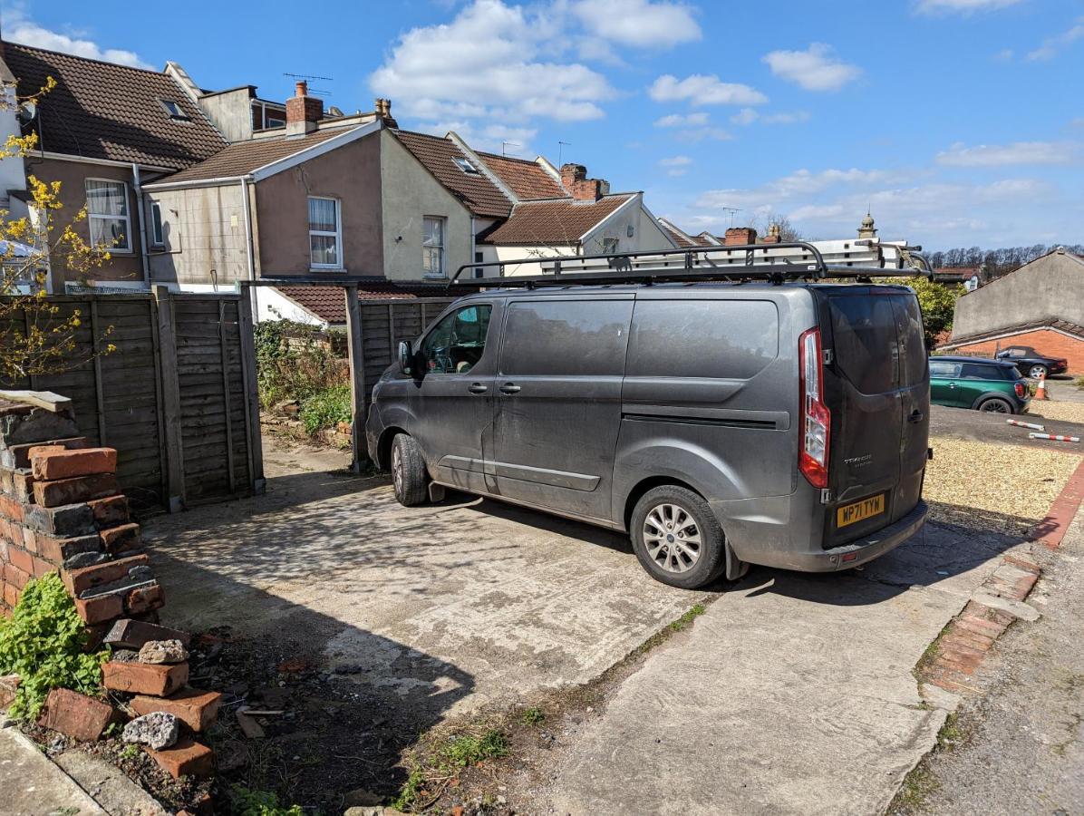 5 Bed Terraced Family Home Bristol + Parking Exterior photo